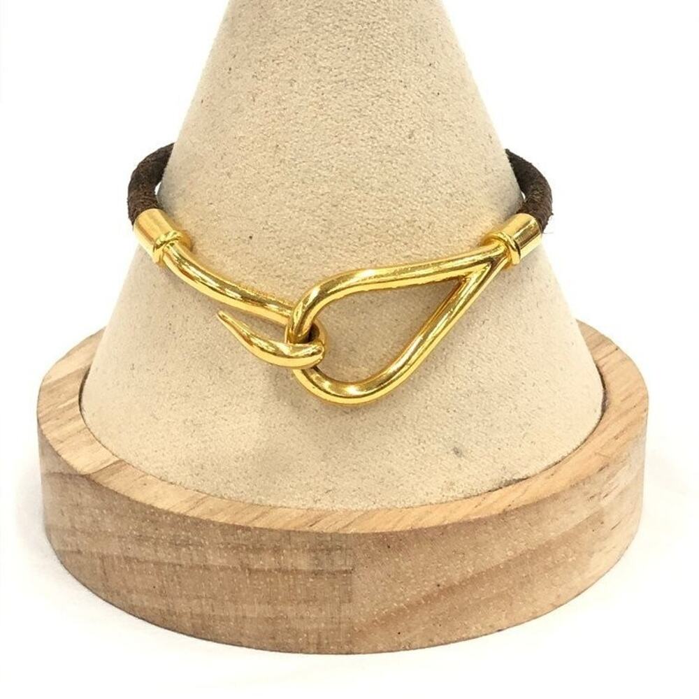 HERMES Jumbo Bracelet with Hook Clasp, Comes with Case and Box 7in
